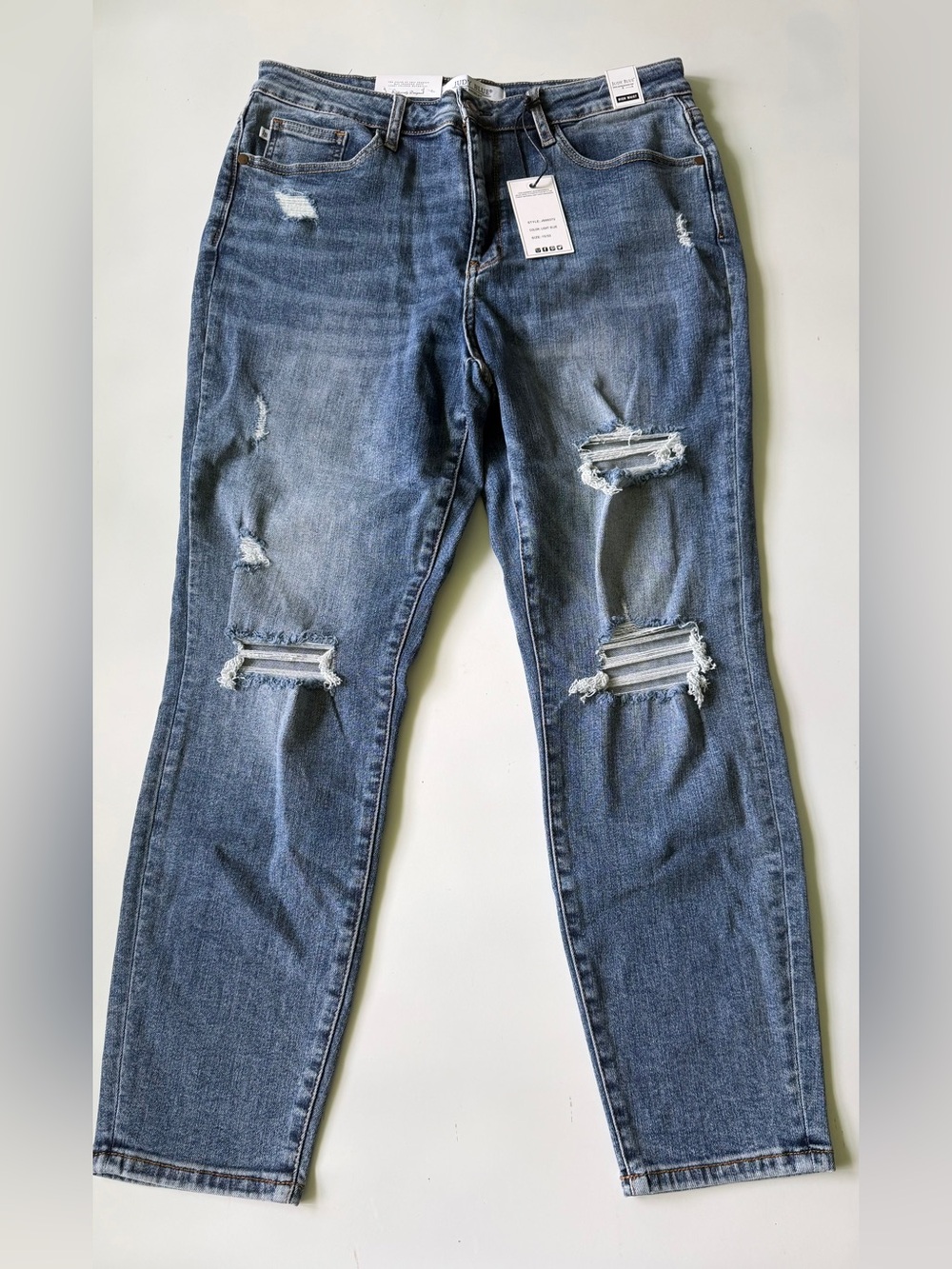 Judy Blue Jeans Womens 15/32 Blue High Rise Distressed Slim fit NWT